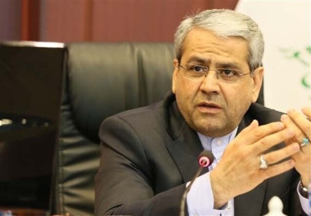 محاسبه بهای فروش خودروهای تولید داخل از سوی سازمان مالیاتی