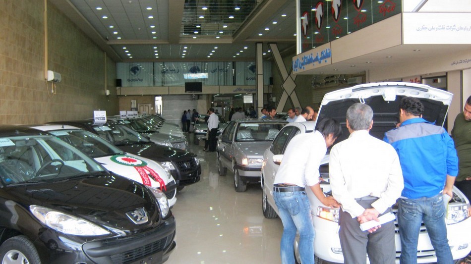جدول قیمت جدید خودروهای داخلی در بازار تهران پس از آزادسازی قیمتها