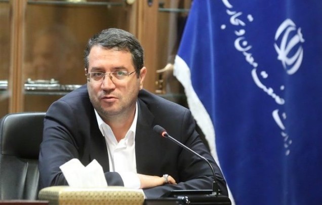 وزیر صنعت: قراردادهای پیش فروش خودرو بازنگری می شود