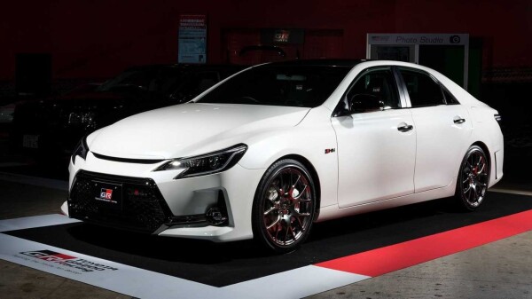2019-toyota-mark-x.jpg