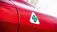 8-alfa-romeo-stelvio-quadrifoglio-rt-2019-qv-badge.jpg