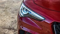 4-alfa-romeo-stelvio-quadrifoglio-rt-2019-headlights.jpg
