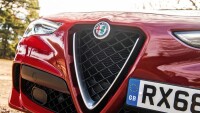 3-alfa-romeo-stelvio-quadrifoglio-rt-2019-nose.jpg