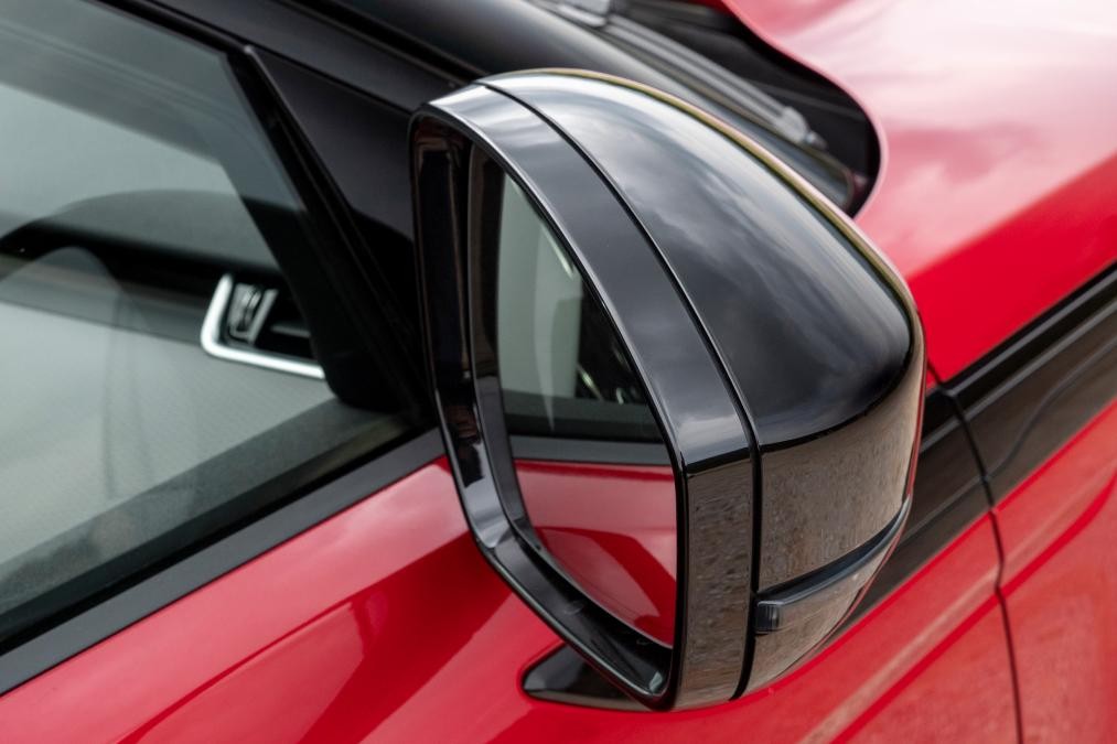 New-Range-Rover-Evoque-2019-22.jpg