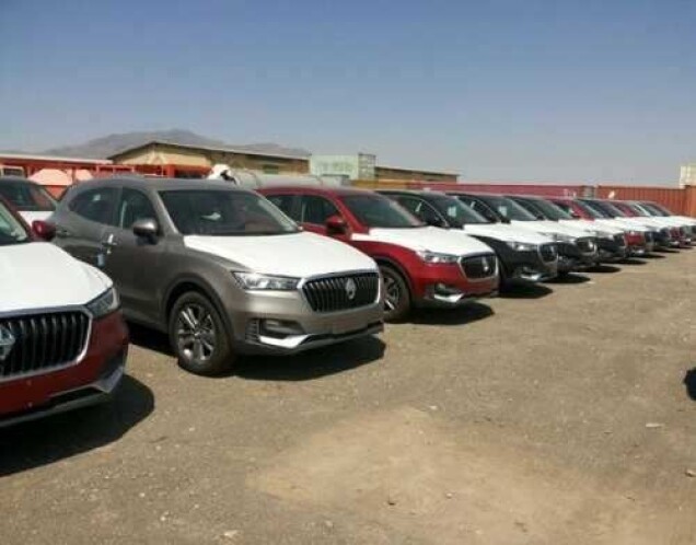 احتمال ورود رییس‌جمهور به پرونده ترخیص خودروهای وارداتی