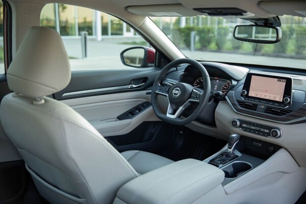 2019-nissan-altima-to-challenge-sedan-slump-5.jpg