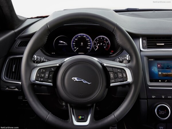 اعلام قیمت و مشخصات جگوار E-Pace Checkered Flag 2020.jpg