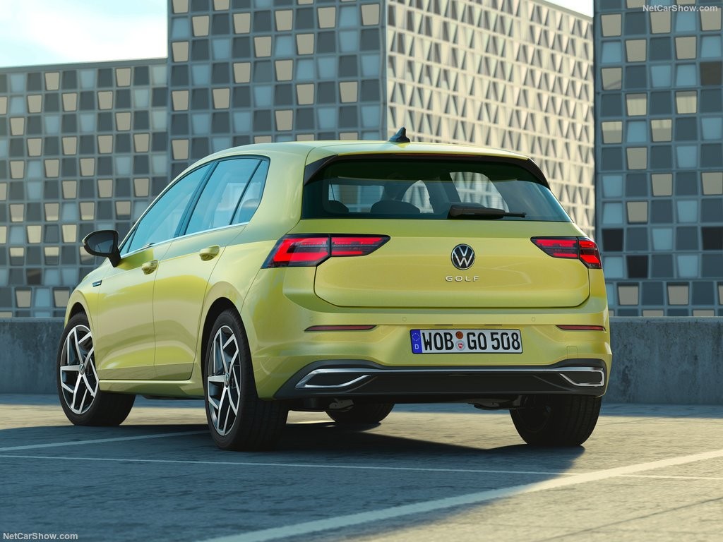 Volkswagen-Golf-2020-1024-14.jpg
