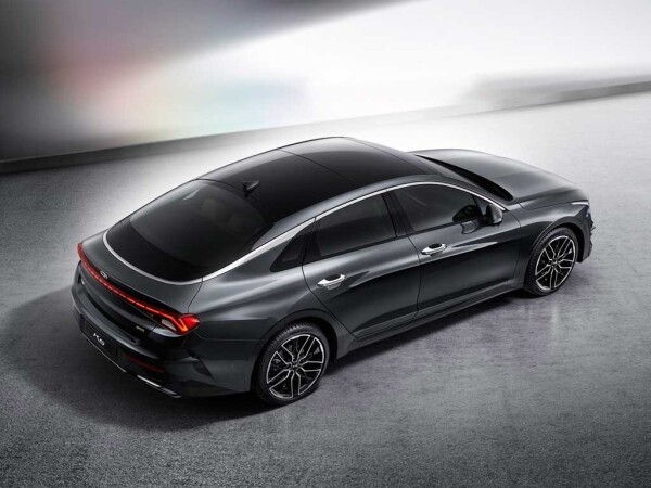 Kia-Optima-2020-2.jpg