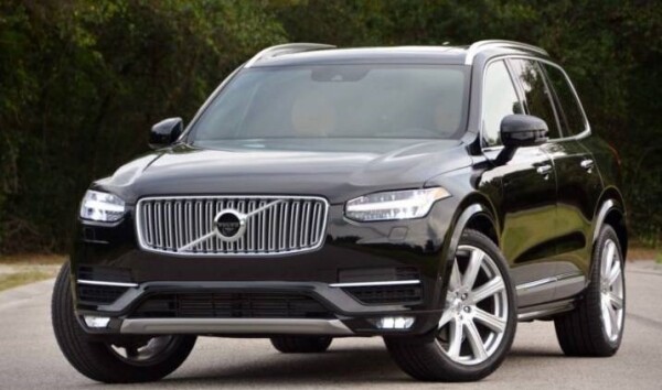 ولوو XC90.jpg