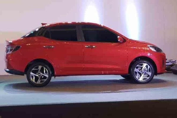 Hyundai-Aura-Side-.jpg