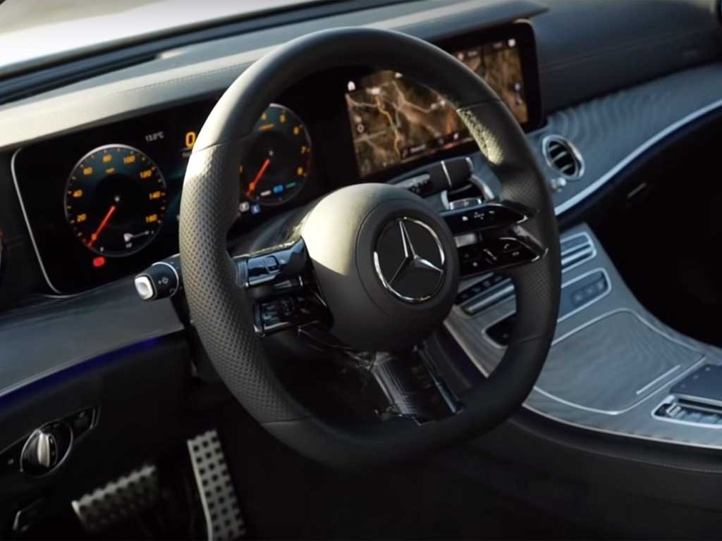 Mercedes-E-Class-2021-3.jpg