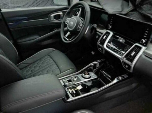 Kia-Sorento-2021-8-767x575.jpg
