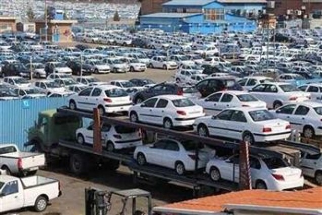مدیر بازاریابی ایران خودرو: روزانه حدود 2500 دستگاه خودرو روانه بازار می‌کنیم