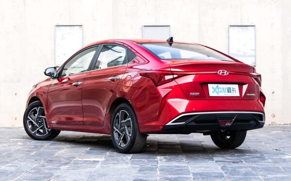 2020-hyundai-verna-1-1.jpg