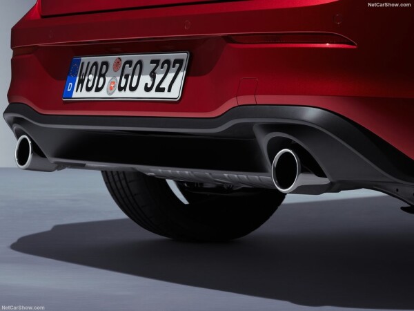Volkswagen-Golf_GTI-2021-1024-14.jpg
