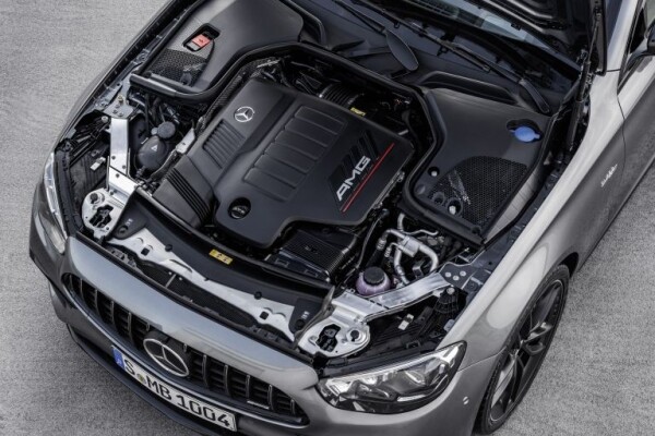 mercedes-amg-e-53-4matic-2020-580085.jpg