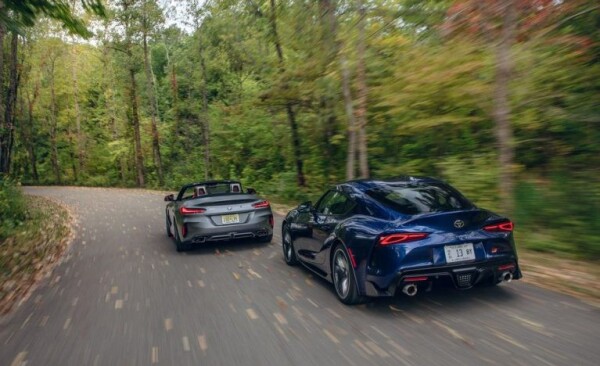 2020-bmw-z4-m40i-v-2019-toyota-supra-7-767x469.jpg