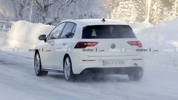 2021-vw-golf-r-spy-photo (4).jpg