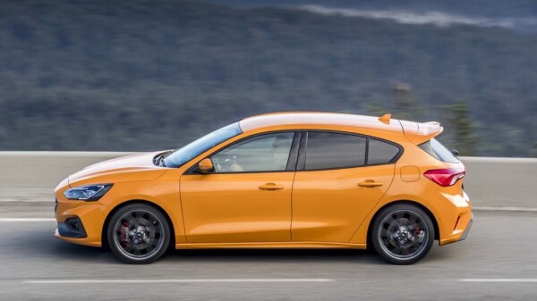 2020_ford-focus-st-9.jpg.jpg