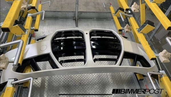 BMW-M4-2.jpg