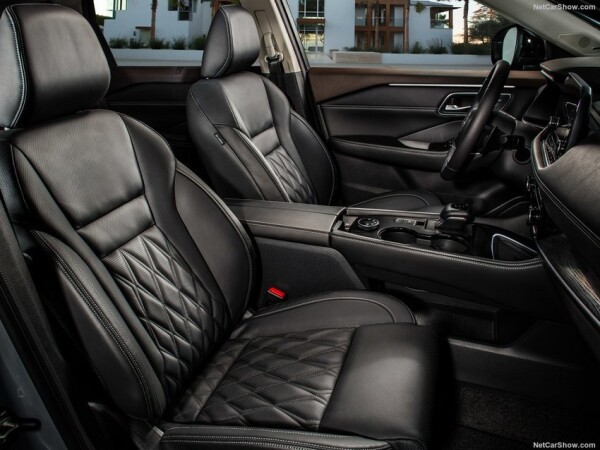 Nissan-Rogue-2021-1024-16.jpg
