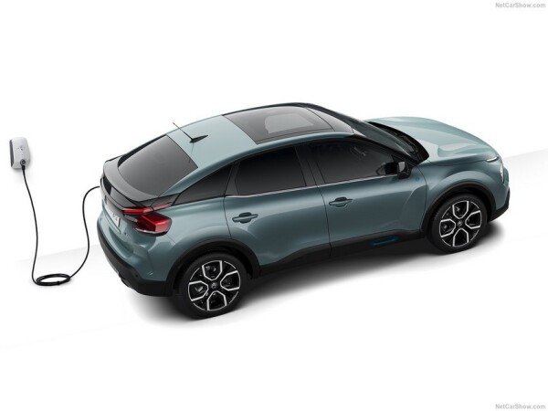 Citroen-C4-2021-1280-06.jpg