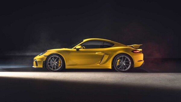 porsche-718-cayman-gt4-2.jpg