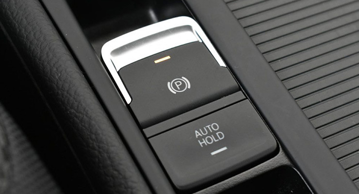 اتوهلد (AUTO HOLD) سیستم ترمز اتوماتیک در خودرو چیست؟