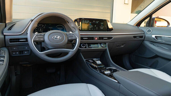 2021-hyundai-sonata-interior-front-cabin.jpg