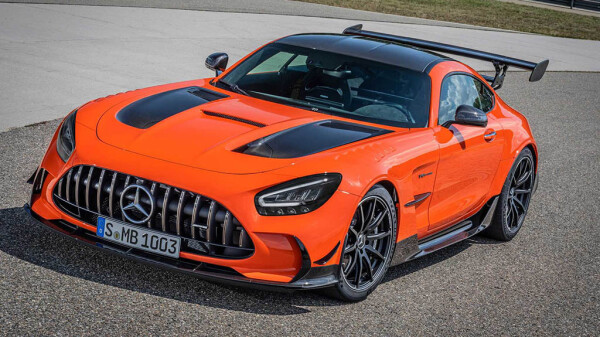 2021-mercedes-amg-gt-black-series-with-amg-magma-beam-color.jpg