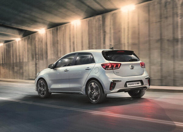 2021-Kia-Rio-2.jpg