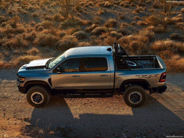 Ram-1500_TRX-2021-1280-12.jpg
