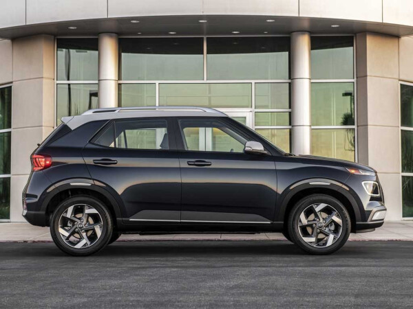 Hyundai-Venue-2020-1600.jpg