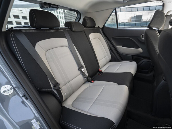 Hyundai-Venue-2020-1024-26.jpg