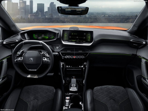 Peugeot-2008-2020-1280-b4.jpg