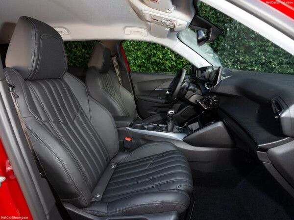 Peugeot-2008-2020-1280-be.jpg