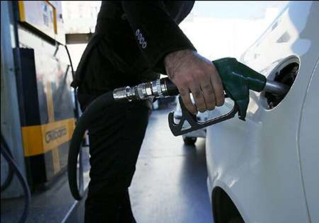 چرا سازمان استاندارد مجوز بررسی  کیفیت بنزین نمی‌دهد؟