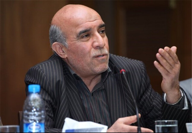 انجمن خودروسازان: عرضه خودرو در بورس بهتر از فروش از طریق قرعه‌کشی است