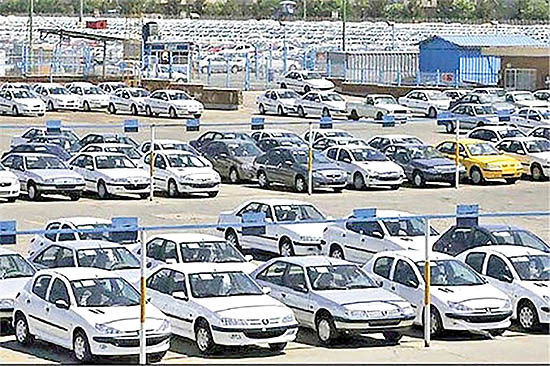 کاهش فروش خودرو در هفت ماه امسال