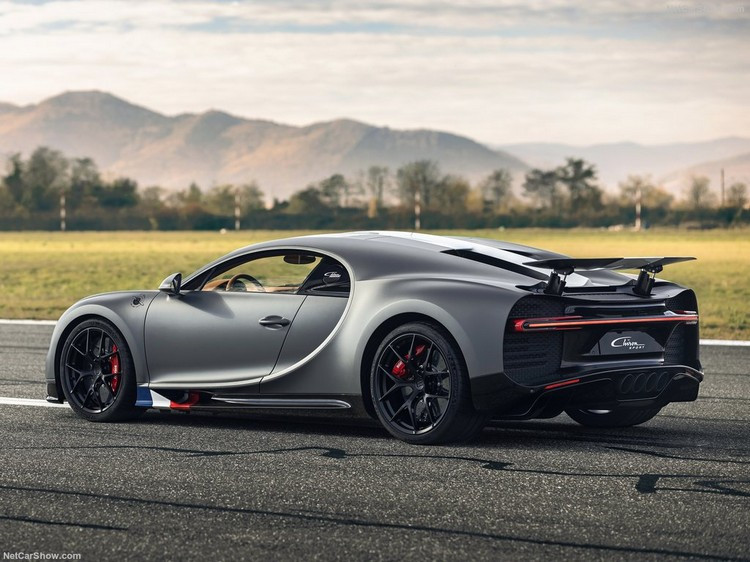 Bugatti-Chiron_Sport_Les_Legendes_du_Ciel-2021-1024-03.jpg