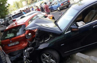 در تصادفات چطور افت ارزش خودرو را از مقصر حادثه بگیریم؟