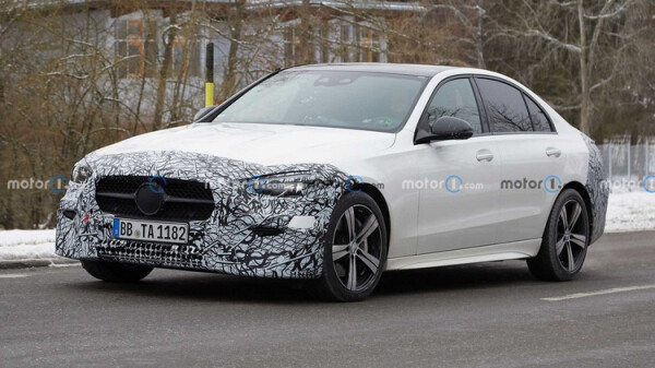 2022-mercedes-benz-c-.jpg