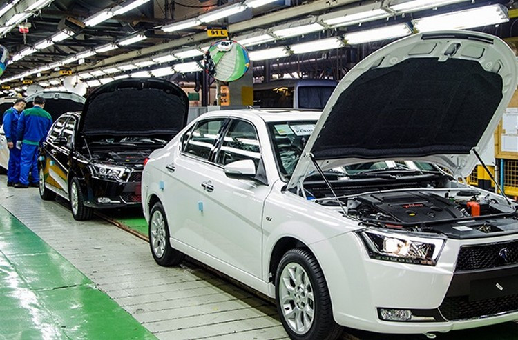 افزایش کیفیت و کاهش قیمت با رقابتی‌شدن صنعت خودرو در کشور