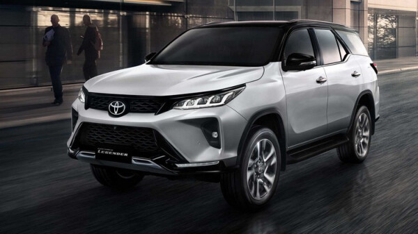 2021-toyota-fortuner.jpg