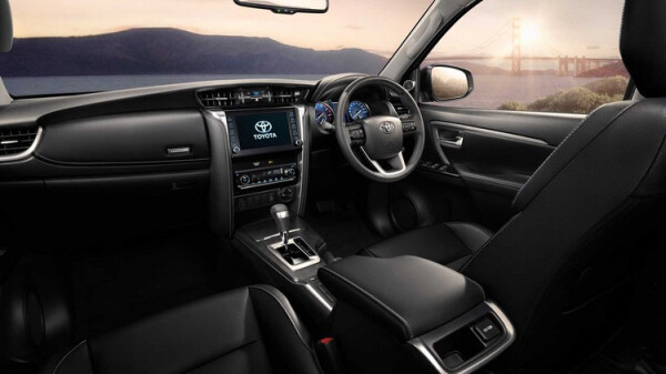 2021-toyota-fortuner4.jpg