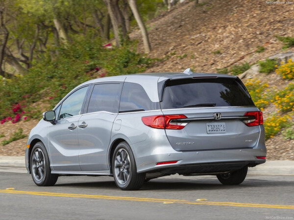 Honda-Odyssey-2021-1280-21.jpg