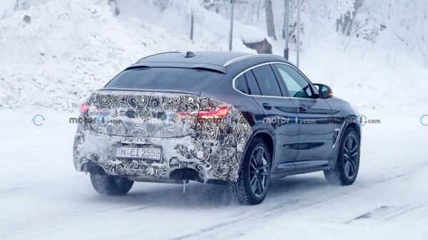 2022-bmw-x4-m-facelift-spy-.jpg