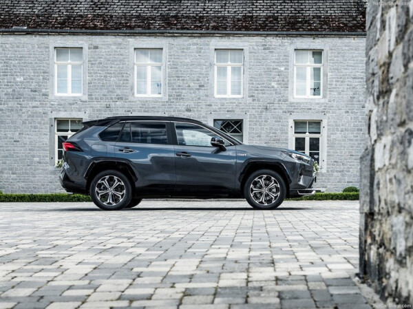 Toyota-RAV4_Plug-in_Hybrid-2021-1280-27.jpg