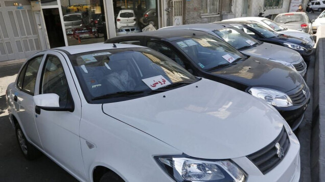 نگاه به قیمت جدید برخی از خودروها در بازار تهران - 21 بهمن 99